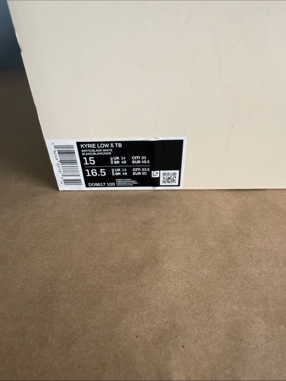 Men’s Nike Kyrie Low 5 TB SZ15 NEW White/Black DD9617-100 Box but NO LID - Picture 3 of 8